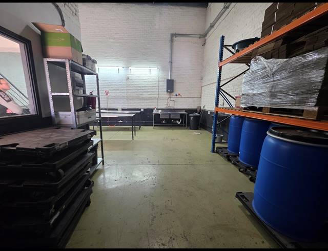 99M² WAREHOUSE FOR SALE IN CITY DEEP